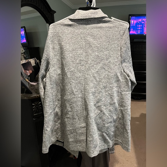 Brand new Torrid blazer, gray in color, size 2X - Picture 2 of 2